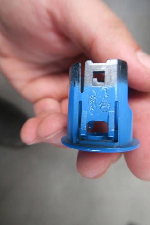 фото №4, Ford focus mk3 рестайлинг корзина рамка датчик pdc