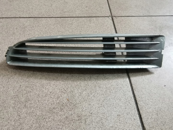 фото №1, Решётка бампера левая audi a8 s8 d2 4.2 v8 оригинал