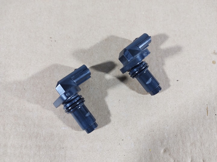 фото №12, Volvo v40 1.5 t3 12r- датчик вал розподільний вал