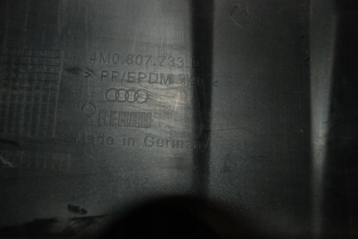 фото №14, Защита нижняя запчасть бампера спойлер перед audi q7 4m 4m0807733