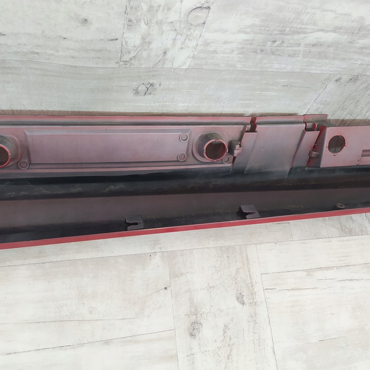 фото №11, Toyota corolla e21 sedan планка порогова накладка права 75850-02230