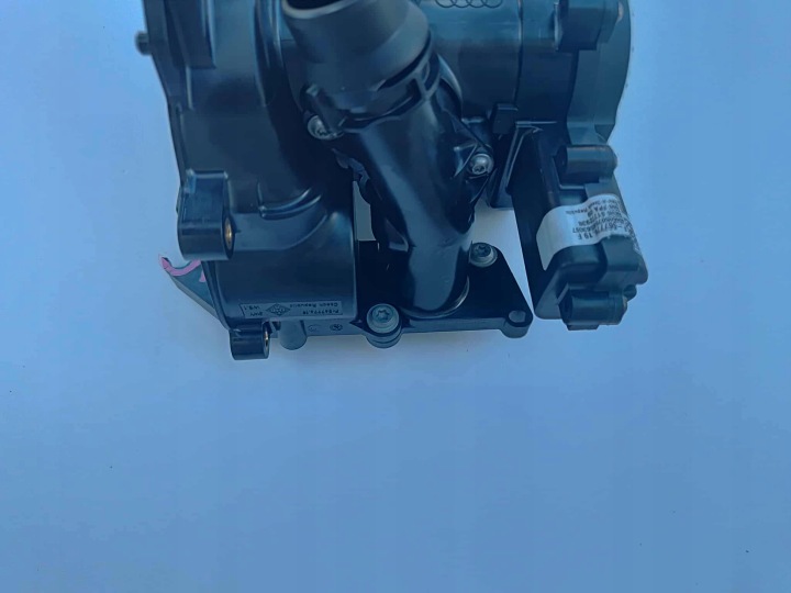 фото №8, Volkswagen audi 1.8 2.0 tsi корпус термостата термостат новый oem номер 6287