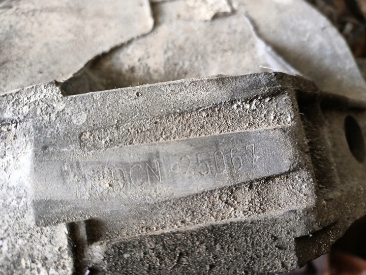 фото №4, Коробка передач коробки передач audi a4 b5 passat b5 1.6b dcn