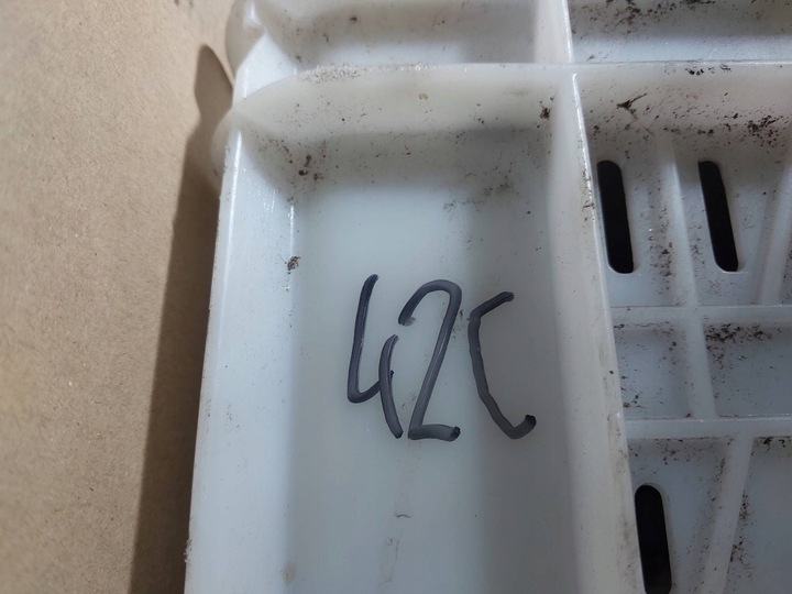 фото №9, Спойлер задньої скла кришки багажника volkswagen golf iii gti 1h6827933