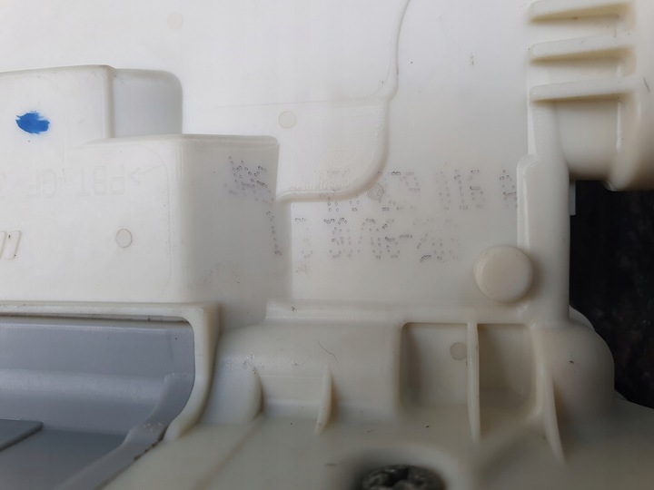 фото №5, Audi a3 a6 замок дверь правые зад 4f0839016a 9 pin