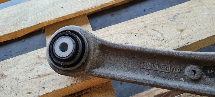 фото №10, Q7 4m ii рычаг прямой правые перед переднее 4h0407156c