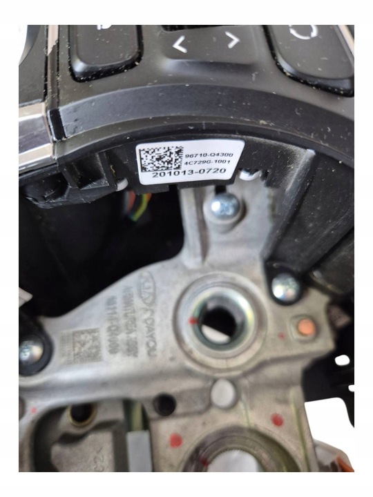 фото №7, Руль кожаный трёхспицевый kia niro