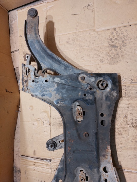 фото №11, Подрамник передние nissan micra k12 1.2