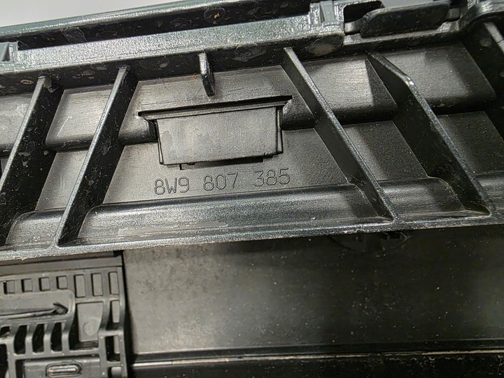 фото №10, Бампер зад audi a4 b9 універсал + хром 8w0807521h 8w9807511j 8w9807385