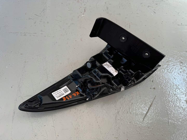 фото №14, Hyundai tucson iv 4 20r- лампа правий зад права задня 92402n7100