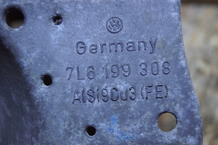 фото №10, Лапи двигуна audi q7 4l vw touareg 4.2 7l6199308