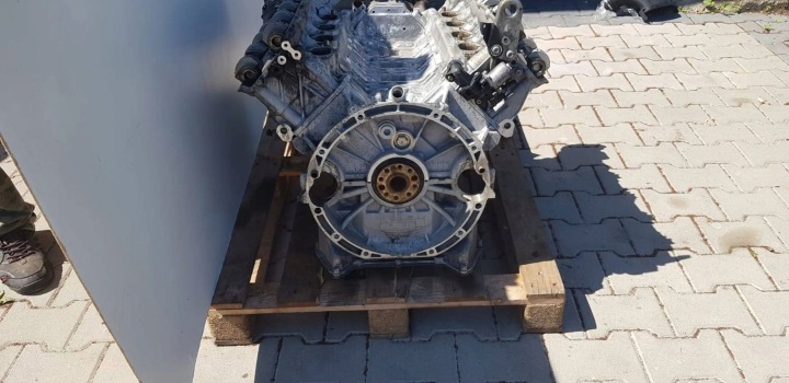 фото №12, Mercedes c w204 204 63 amg двигатель голый 6.3 156 156.985 156985