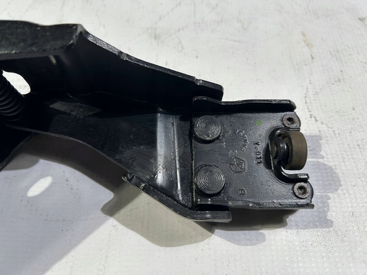 фото №8, Петли петля дверь задних правых комплект chrysler pacifica 2017r-