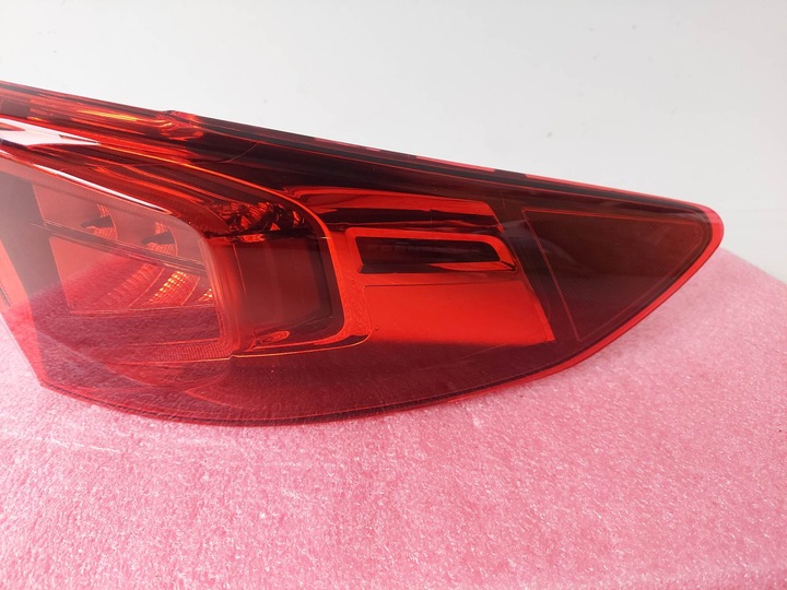 фото №3, Seat cupra fromentor лампа правая зад задняя led