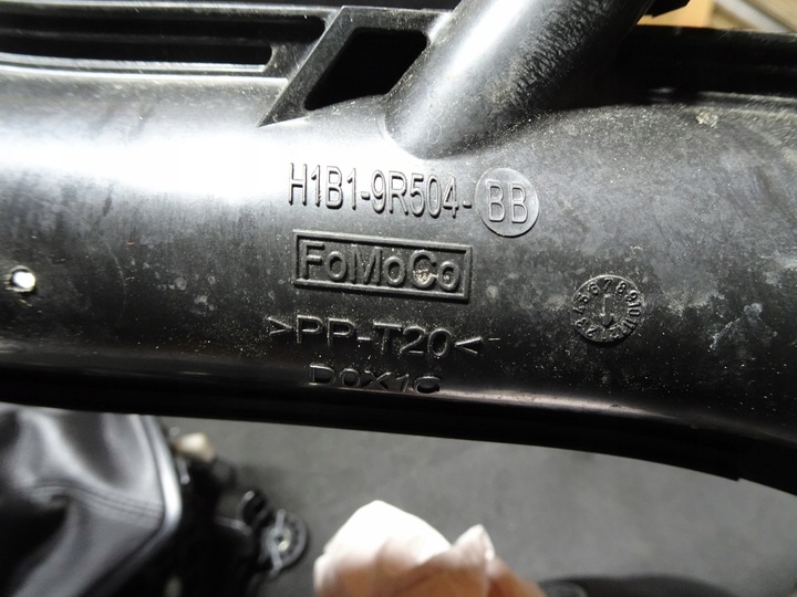 фото №7, Труба повітропровід повітря h1b1-9r504-bb fiesta mk8 17-