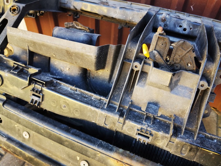 фото №5, Ford mondeo mk4 s-max galaxy 10-14 pas переднее усилитель балка воздуховод g6