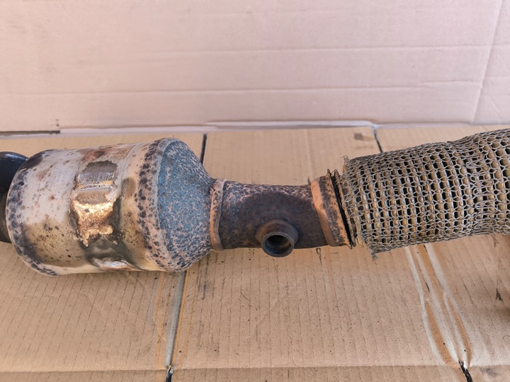 фото №8, Ford kuga mk1 2.0 tdci катализатор av41-5e211-db