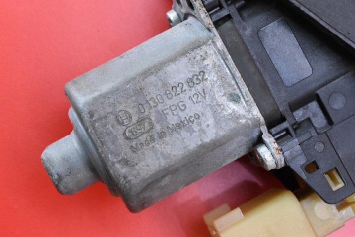 фото №7, Склопідйомник правий зад 0130822832 ford mondeo mk5 fusion 14-20