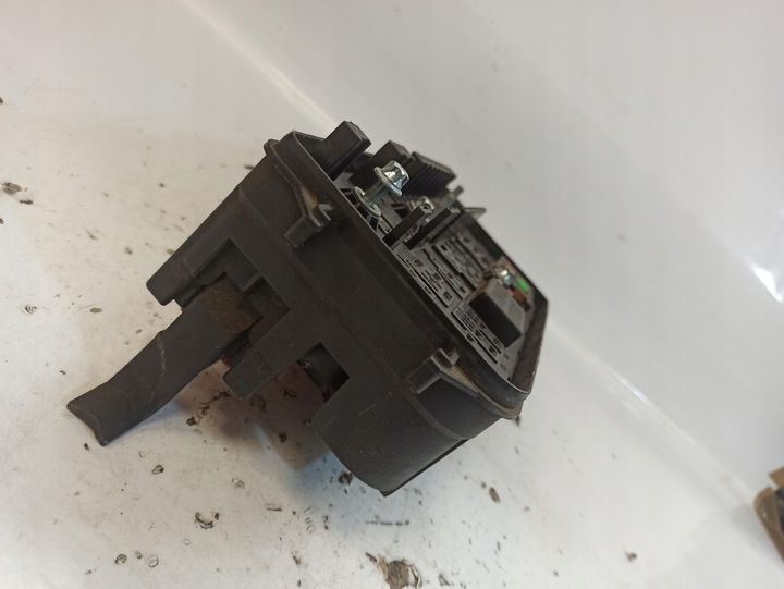 фото №6, Opel vectra c 1.9cdti коробка предохранителей 460023260