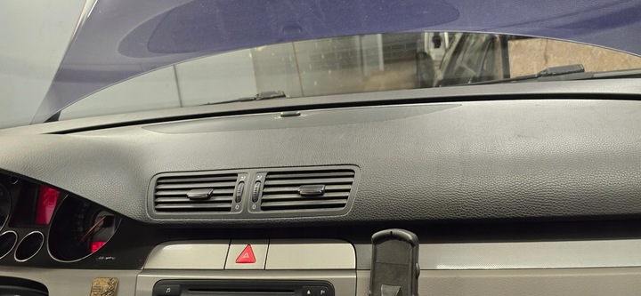 фото №16, Панель консоль vw passat b6 европа светлый dół