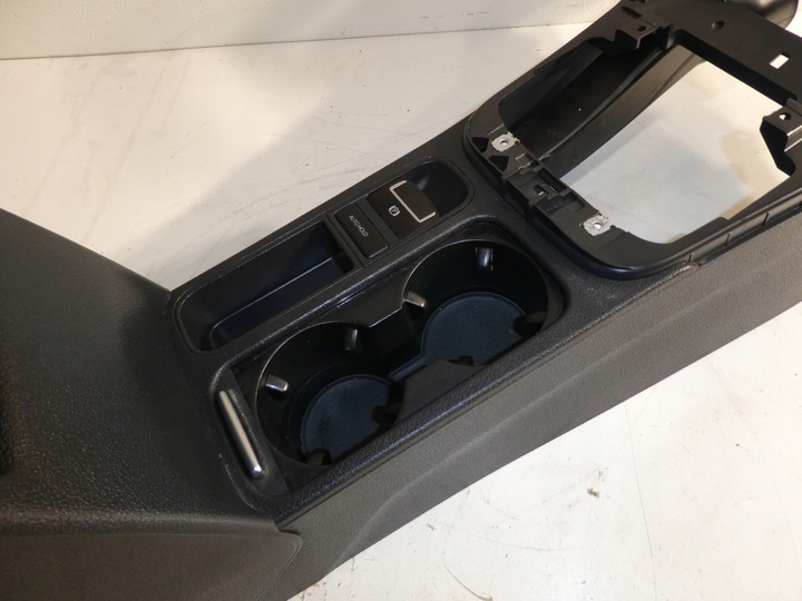 фото №8, Туннель подлокотник vw tiguan plus 5n0864251b