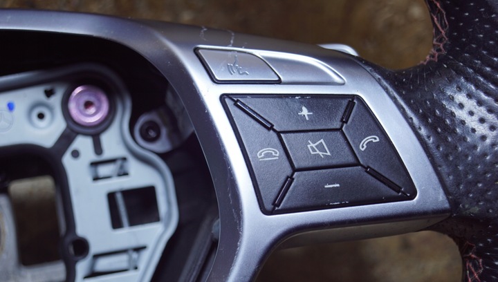 фото №8, Кермо mercedes w204 рестайлінг amg пелюстки a2044604503