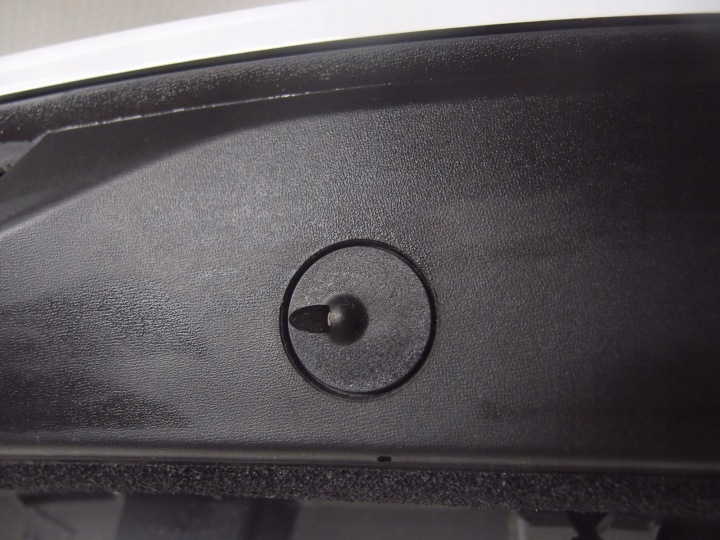 фото №9, Накладка кришки зад renault clio v 960307611r