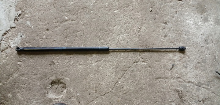 фото №1, Opel insignia a амортизатор кришки 13252173