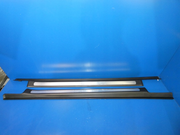 фото №1, Mercedes clc w203 cl203 планка пороговая правая внутренняя накладка