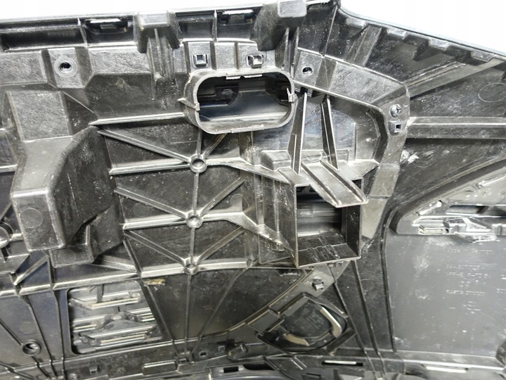 фото №16, Audi q4 e-tron 89a807438 sportback 21- pod pdc камера радар бампер переднє