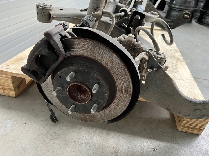 фото №5, Подвешивание балка задняя ось тележка зад mazda 6 iii рестайлинг sedan 2.2d 2.2 дизель