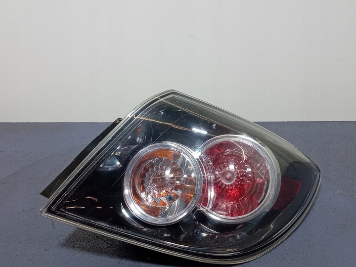 фото №1, Mazda 3 i bk рестайлінг hb лампа зад права зовнішня