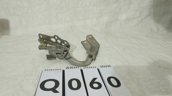 фото №1, Mercedes c-klasa w206 петля капота праві перед