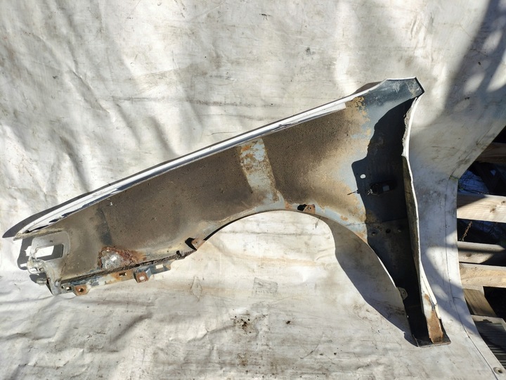 фото №2, Vw passat b4 крыло правые lb9a