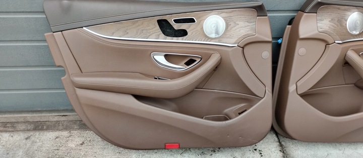 фото №4, Боковина обивка дверь mercedes e класс w213