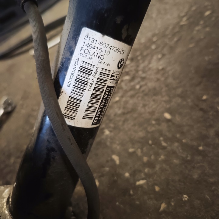 фото №5, Bmw f45 f46 2 поворотна опора 6876646 амортизатор 6874796 праві перед переднє