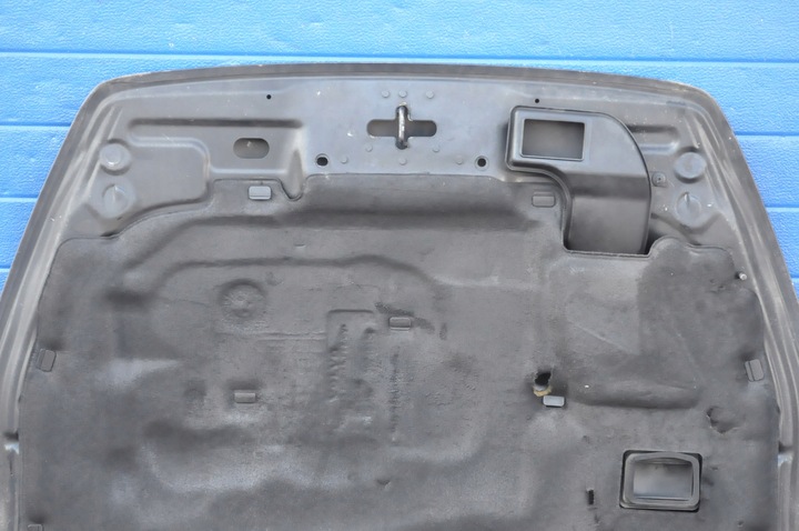 фото №9, Volvo c30 s40 ii c70 v50 капот крышка камеры двигателя