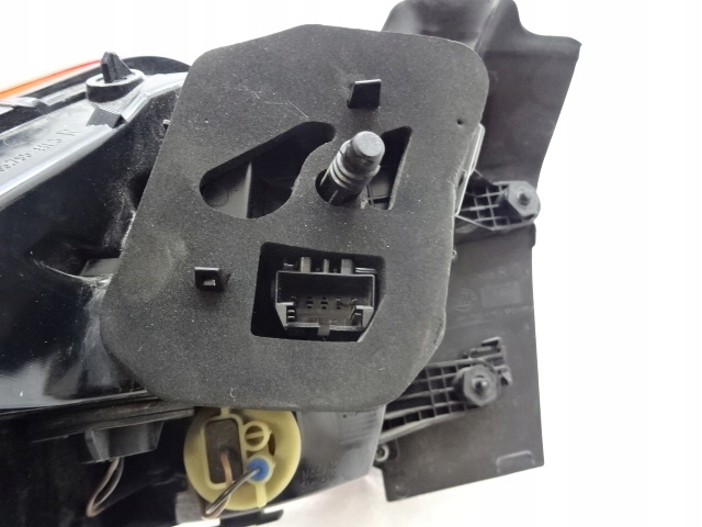 фото №9, Vw tiguan 5na лампа права задня зад 5na945096