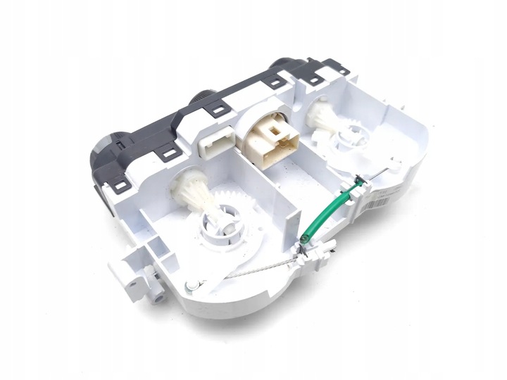 фото №12, Nissan micra панель кондиціонера 1.0 ig-t бензин 68kw 92 hp 275105fa3c