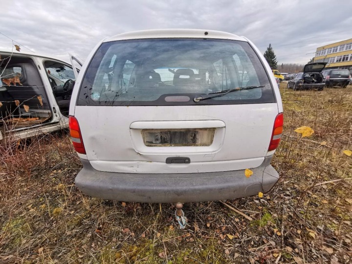 фото №9, Chrysler voyager блок предохранителей 1996 2.5l 4707933 4707933