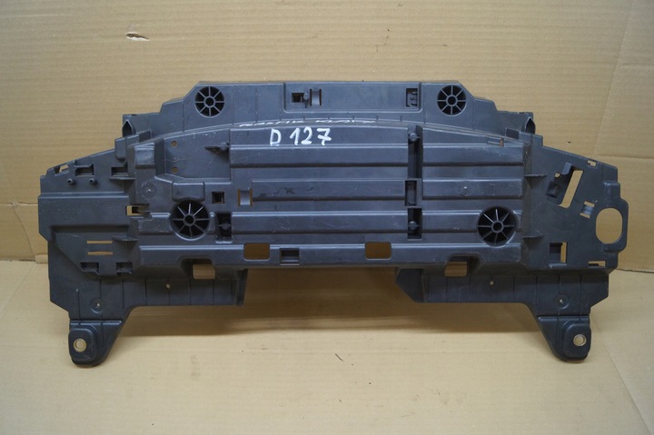 фото №6, Пластик крышки зад mercedes w204 a2045452240