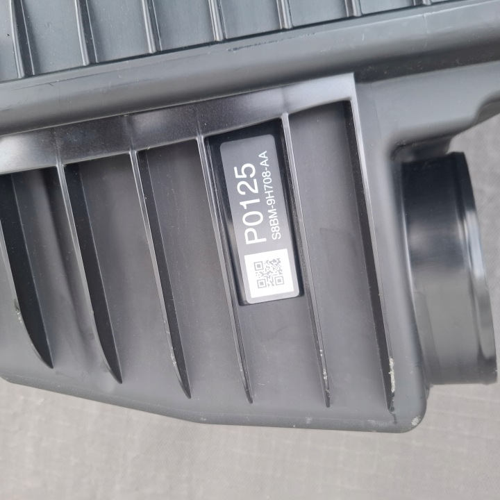 фото №9, Land rover defender l663 ii 20-25 корпус фільтр повітря резонатор s8bm
