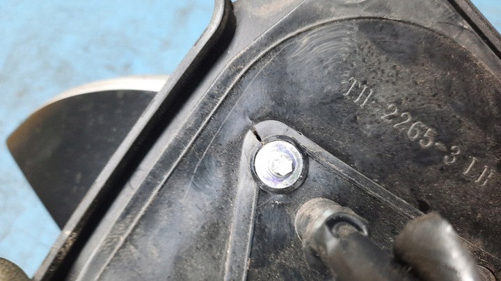 фото №10, Дзеркало ліві toyota yaris ii 3 pin