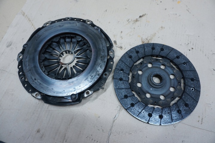 фото №1, Ssangyong rexton сцепление диск + прижим 2,7 xdi 05r