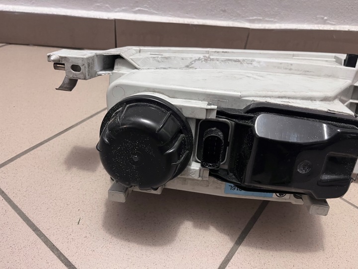 фото №10, Лампа передня перед права skoda octavia i 1 рестайлінг 1u1