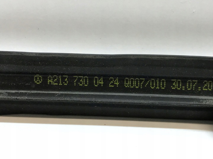 фото №10, Mercedes e w213 планка накладка дверь правая зад a2137300424