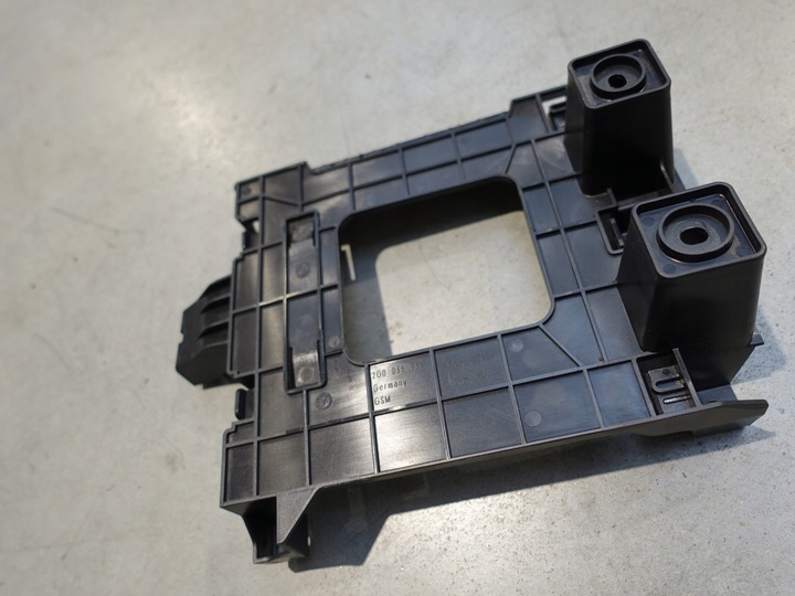 фото №8, Seat ibiza v 6f0 vw polo 2g0 усилитель крепление озвучивание beats аудио