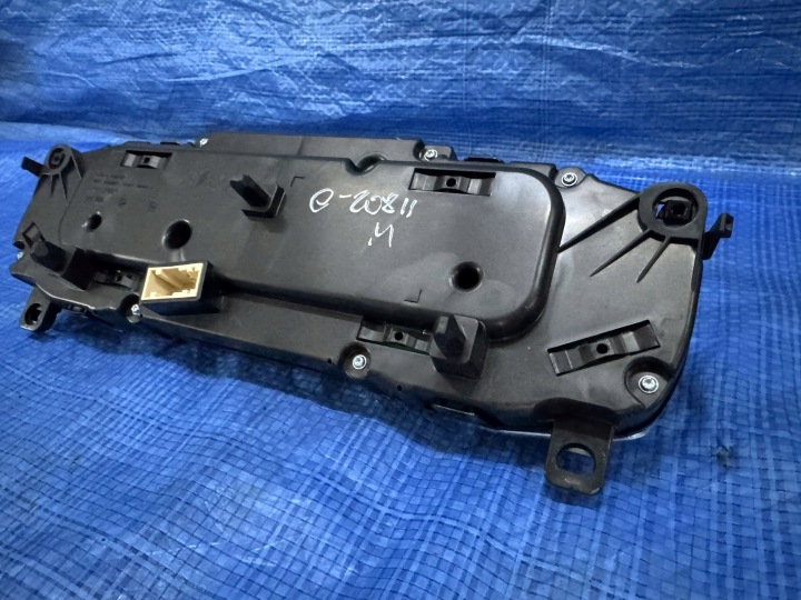фото №13, Панель приборов peugeot e-208 ii 9835846380