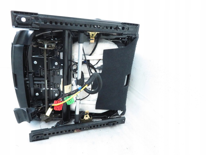 фото №6, Сидіння шкіра audi a6 c6 sedan обшивки