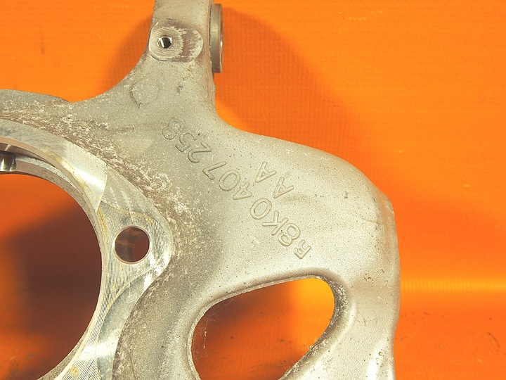 фото №8, Audi a5 8t 16km поворотна опора перед передня права 4g0407242d